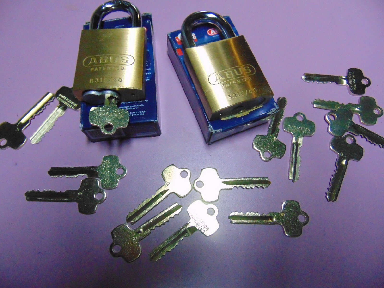 2 NEW ABUS IC BEST CYL. WITH G CORE AND 1 CORE AND 15 KEYS PADLOCK     LOCKSMITH