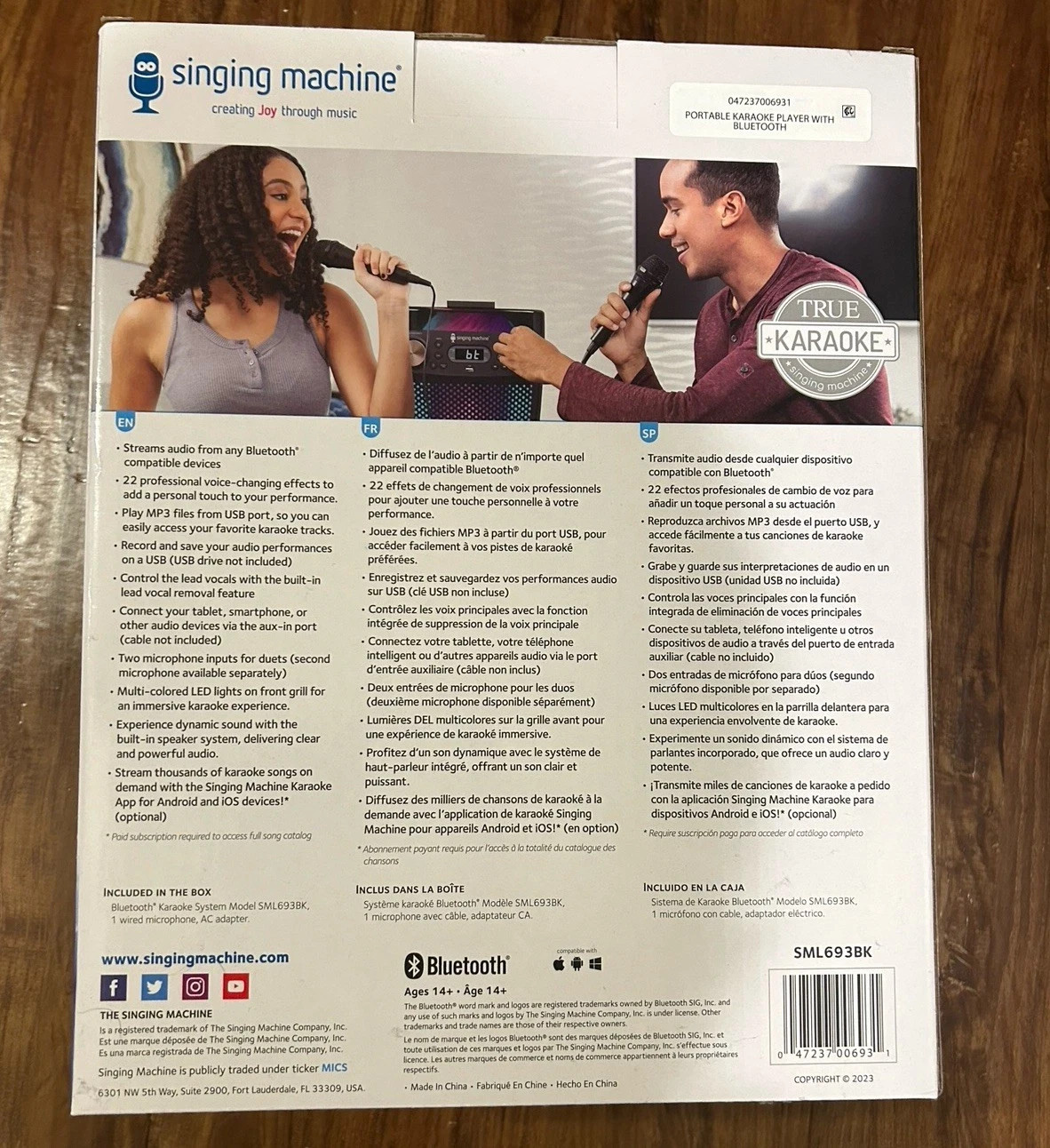 NEW Waves Singing Machine Bluetooth Karaoke System NIB