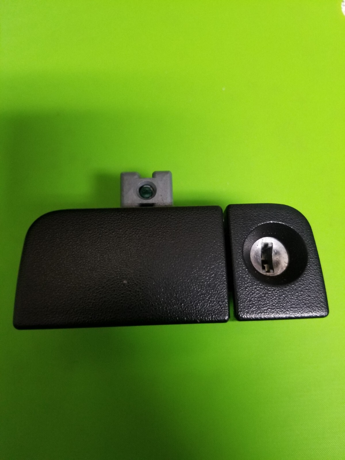 2002-2006 Honda CR-V CRV ELEMENT RSX Glove Box Latch Lock Handle BLACK OEM USED