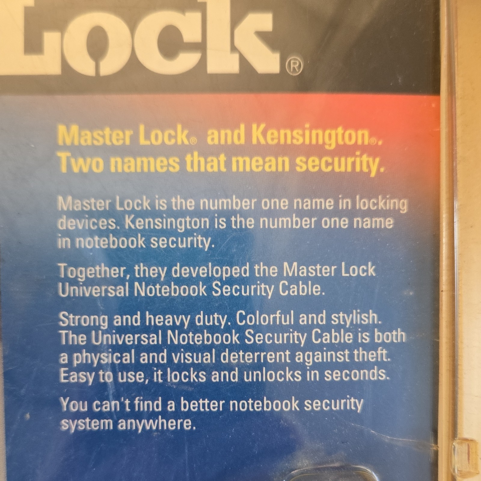 Master Lock 64030 Universal Notebook/Laptop Security Locking Cable w/ Keys