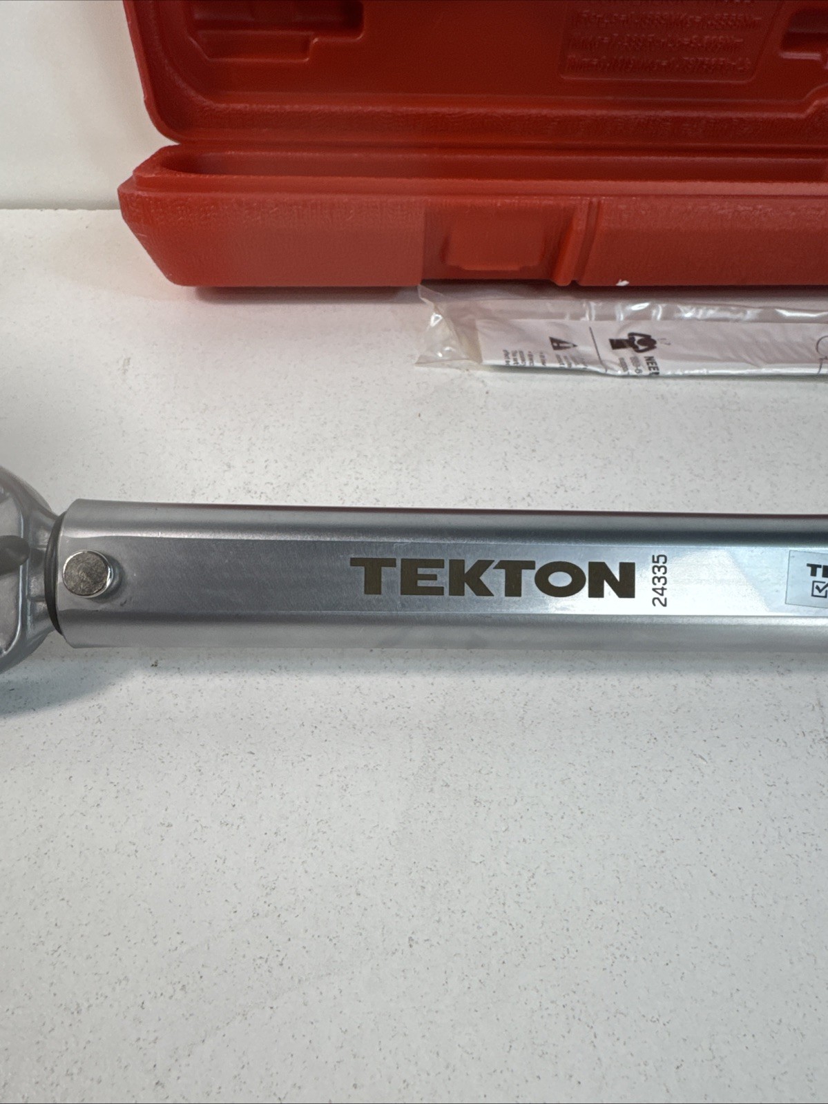 TEKTON 24335 1/2 inch Click Torque Wrench