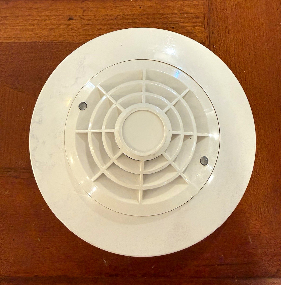 Notifier FST-751 135°F Fixed Temp Heat Detector Head w/ B710LP Base