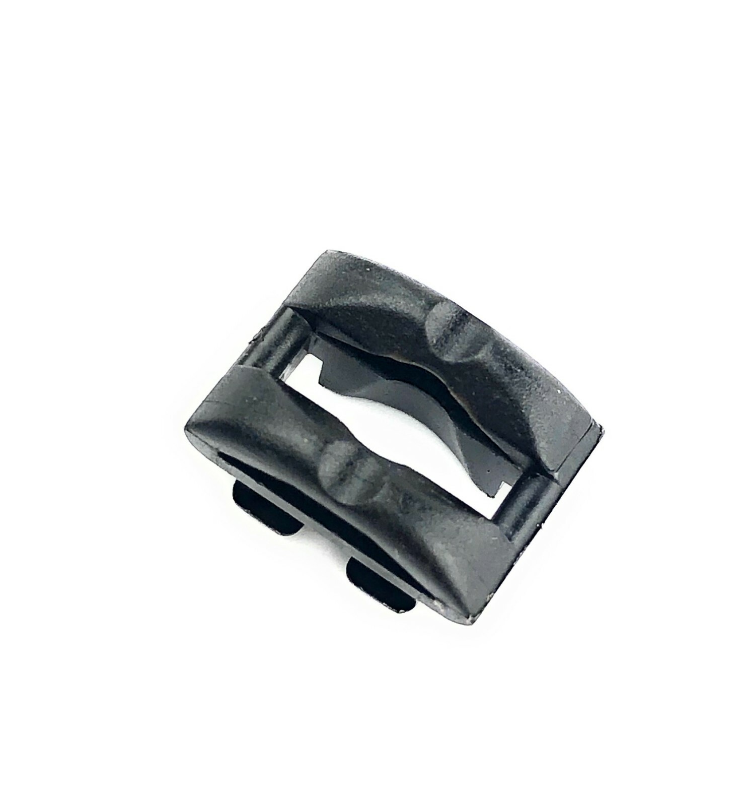 99-04 Land Rover Discovery II Battery Cover Turnbuckle Receiver Clip DZM100060