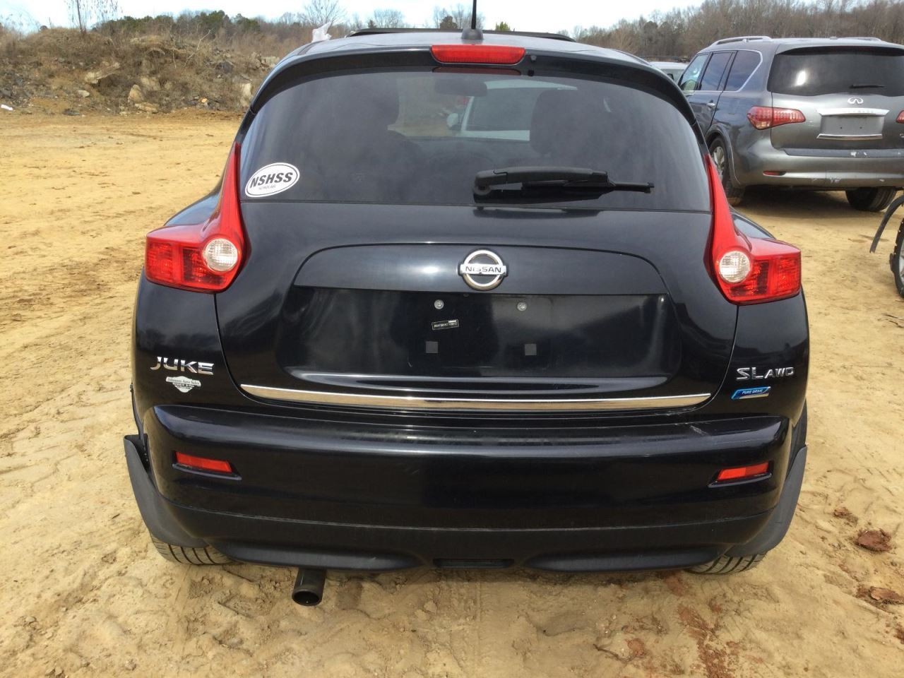 JUKE 2012 Glove Box 4965093