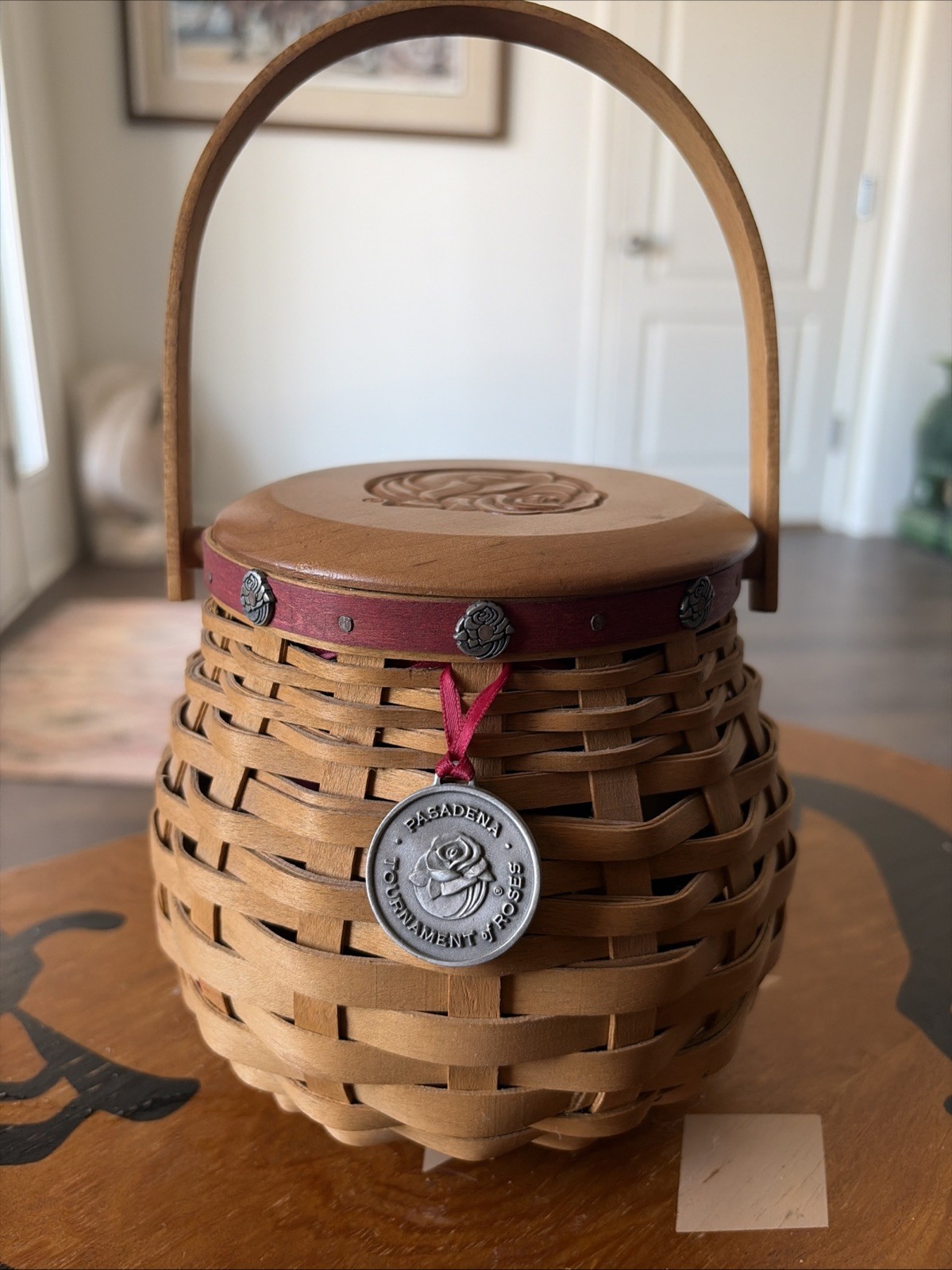 Longaberger Pasadena Tournament of Roses Sweetheart Basket Liner Lid Combo 2004
