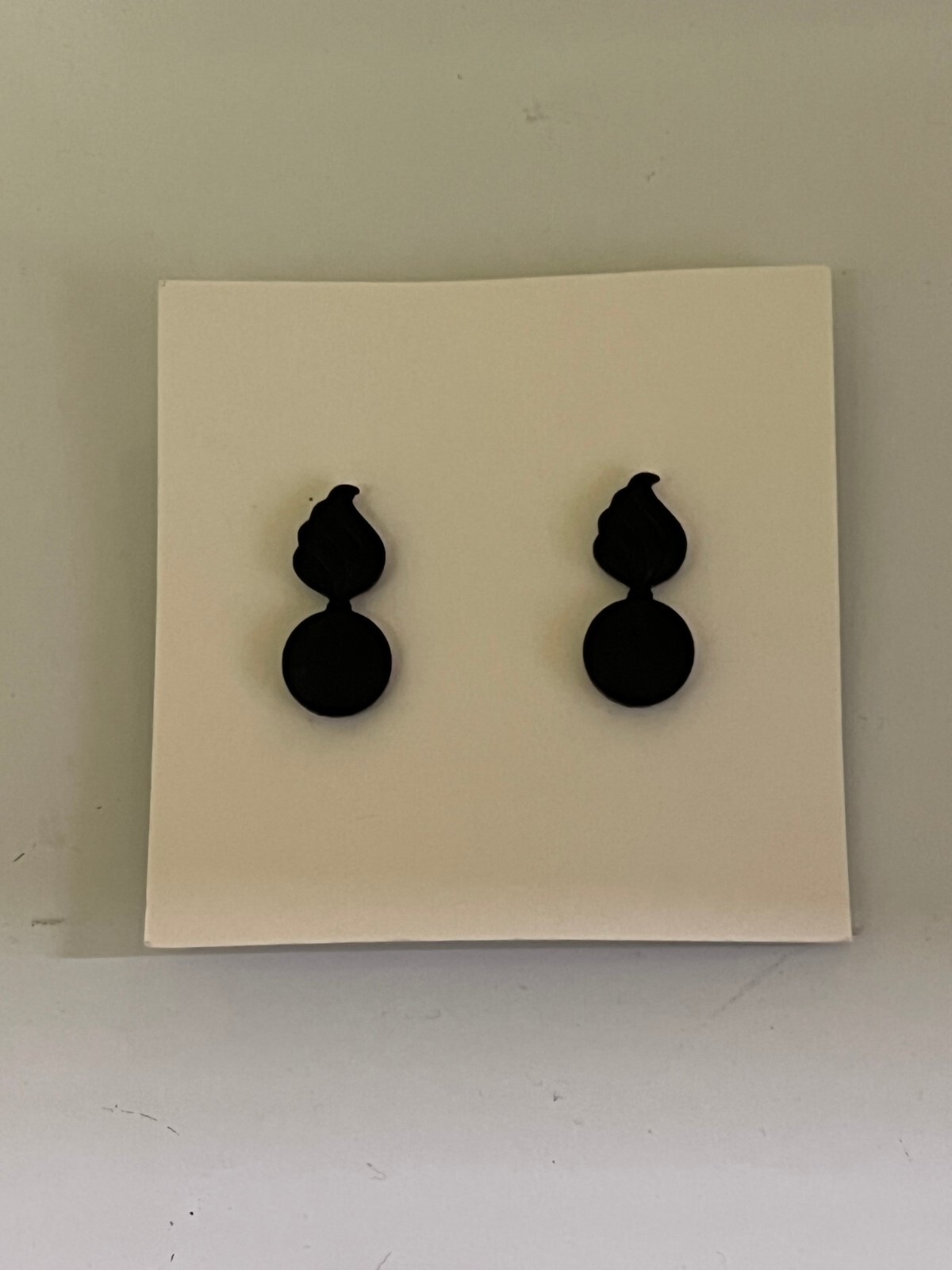 US ARMY ORDNANCE PAIR OF ISSUE BLACK SUBDUED  BRANCH INSIGNIA
