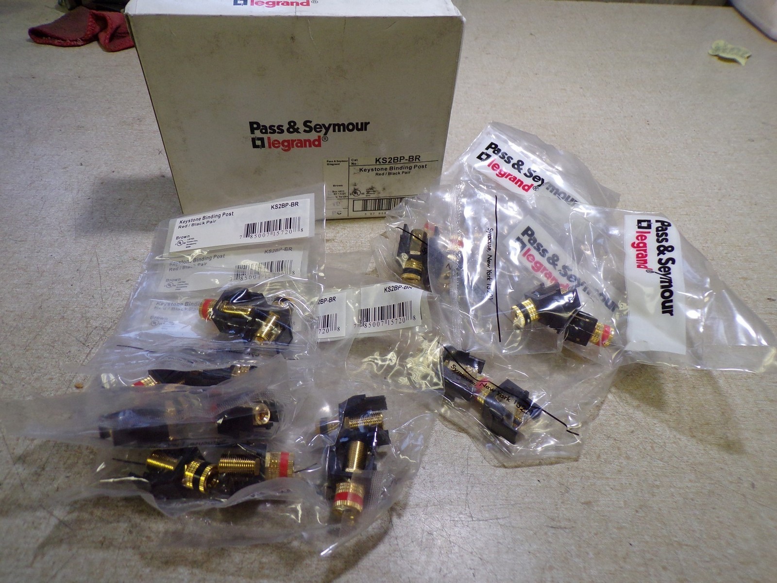 NEW Pass & Seymour KS2BP-BR Keystone Binding Post Red/Black Pair
