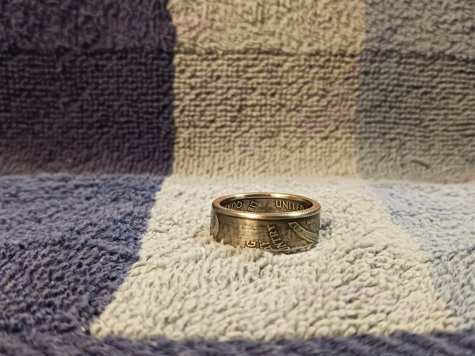 Montana Handcrafted Washington Quarters coin ring, size 8 2007