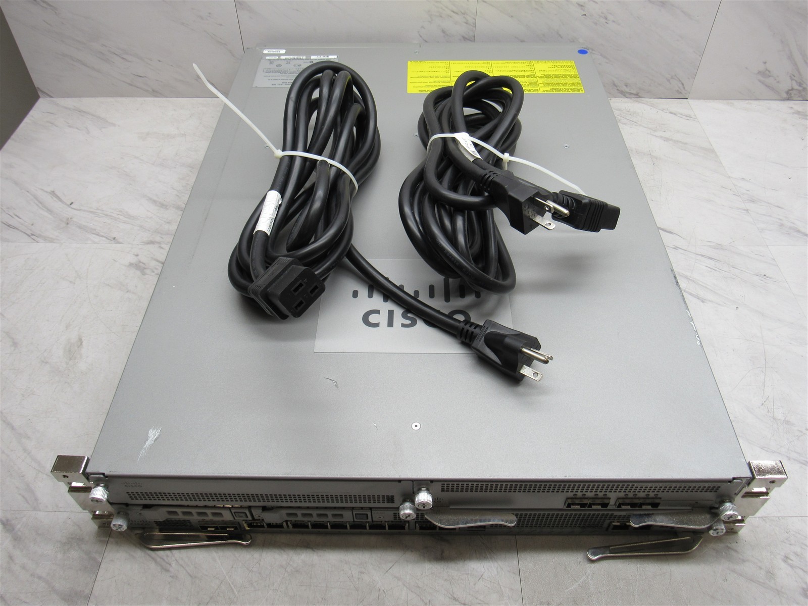 Cisco ASA5585-X Firewall 8x GE Ports 1x ASA5585-NM-4-10GE ASA5585-SSP-20 2x PSU