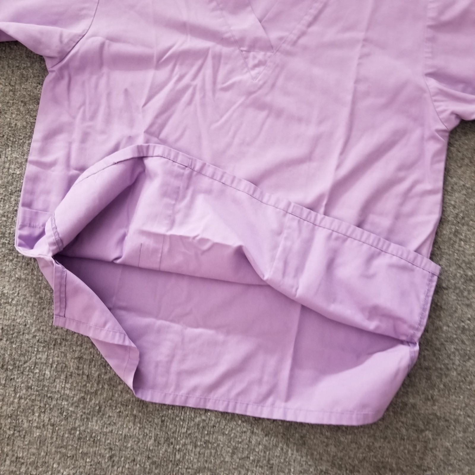 Dagacci Women Scrub Top Small Solid Purple V-Neck Front Pockets Short Sleeves