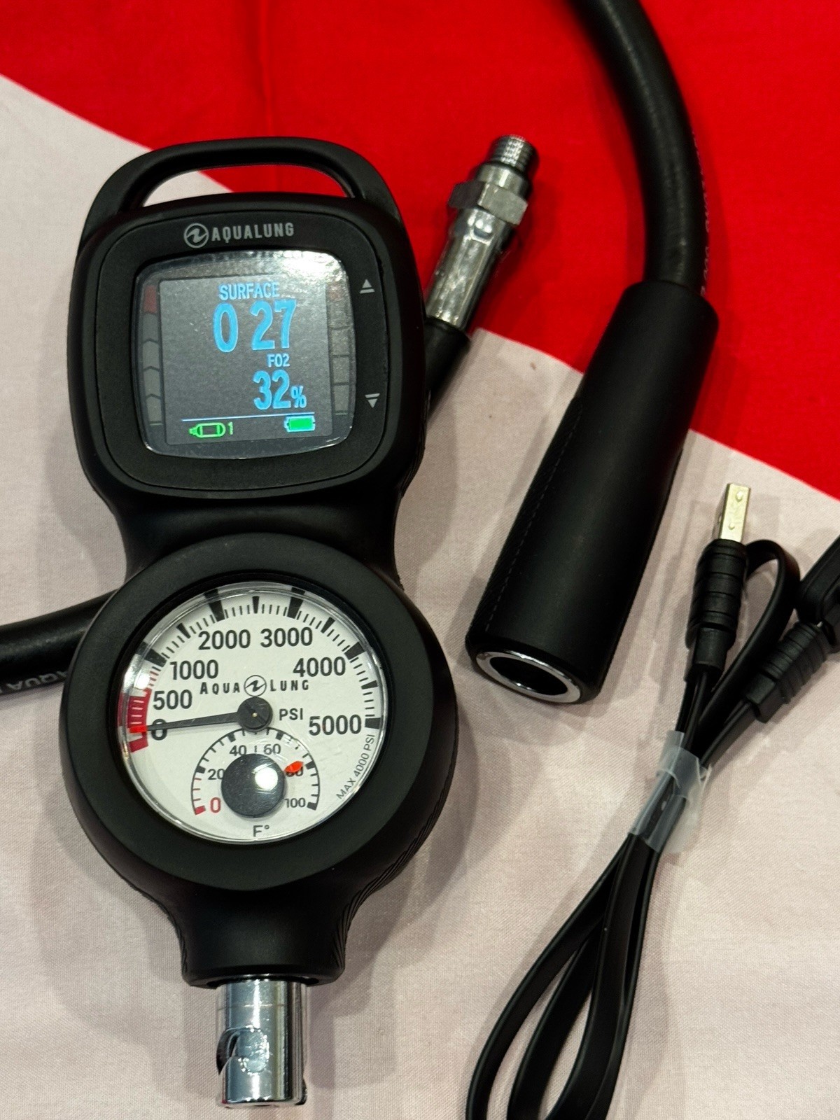 AQUALUNG DIVE COMPUTER I330R-2 WAY COLL DIGITAL SYSTEM WITH QUICK DISCONNECT!