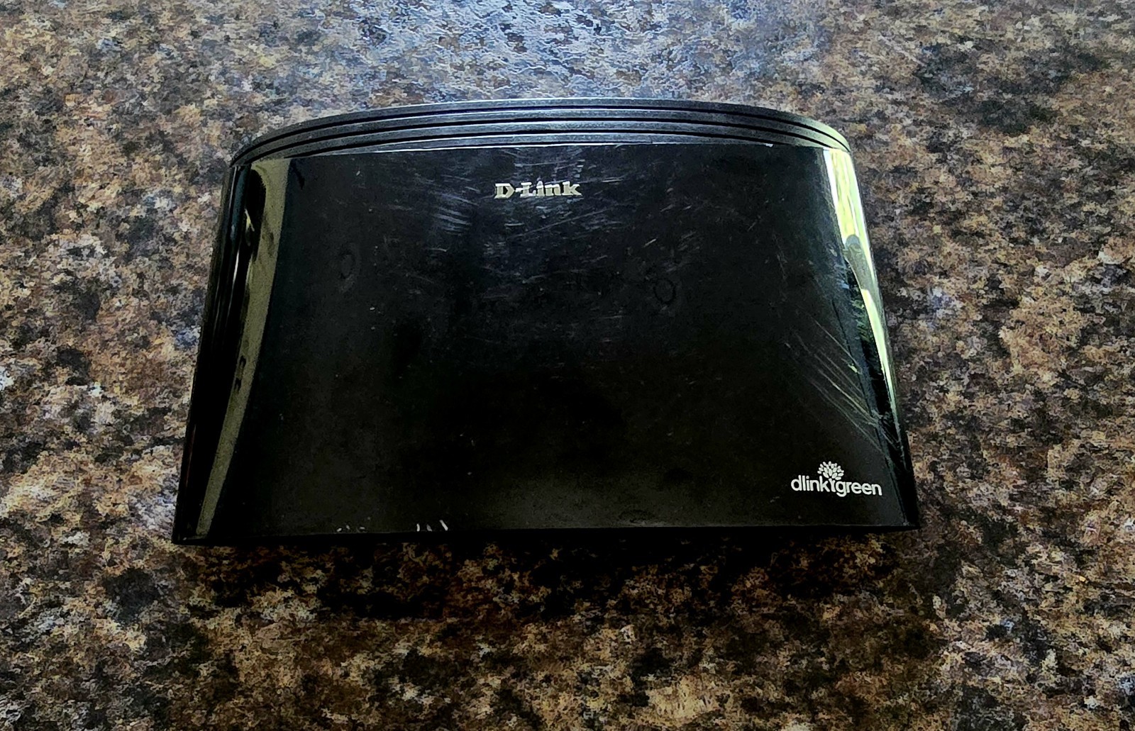 D-Link  DGS (DGS-1008G) 8-Ports External Ethernet Switch
