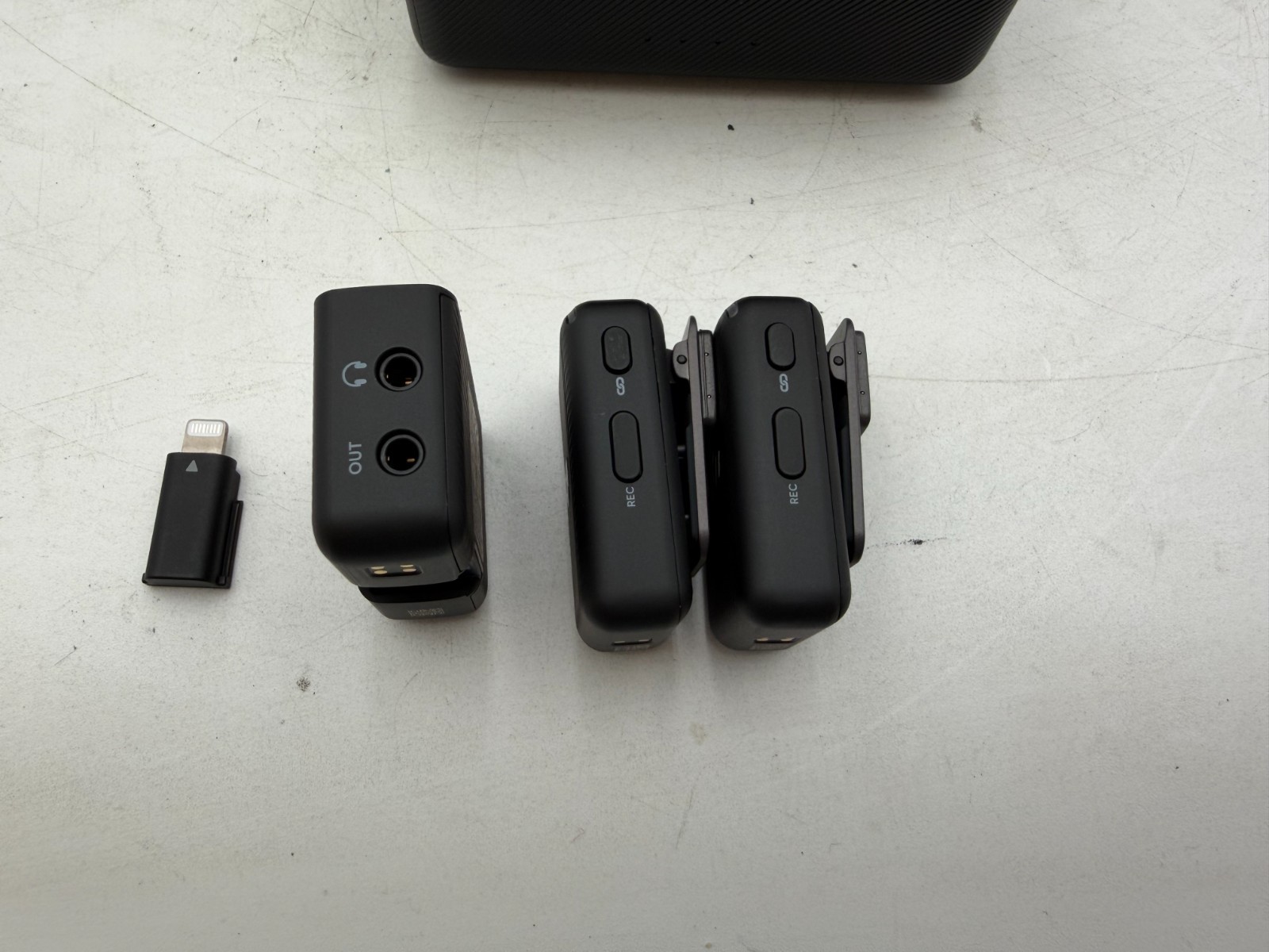 DJI Mic Dual Channel Wireless Microphone Transmitters & Receiver Case
