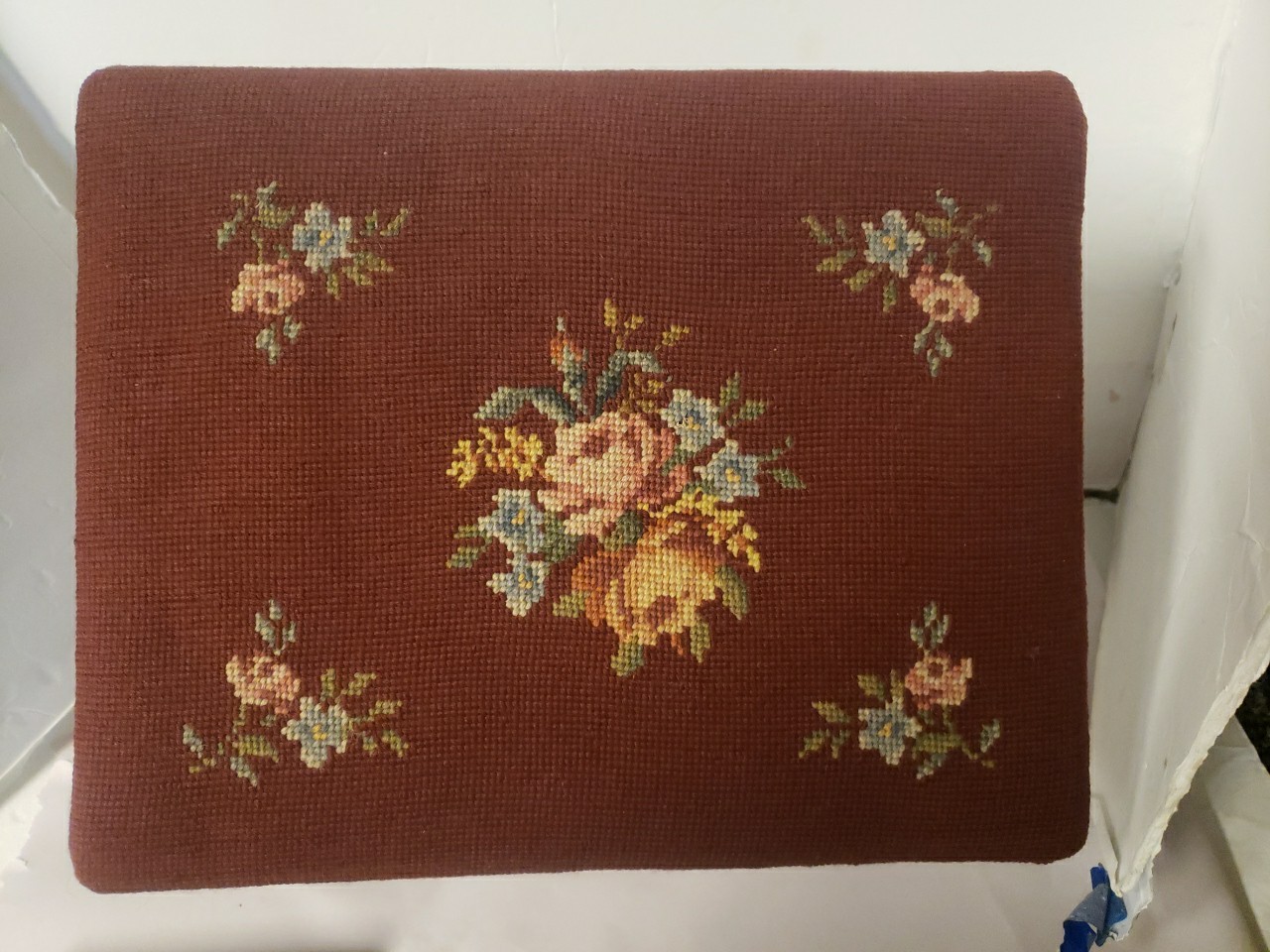 ANTIQUE BERNHARD ULMANN NY NEEDLEPOINT FOOTSTOOL Burgundy Floral 1920s Victorian