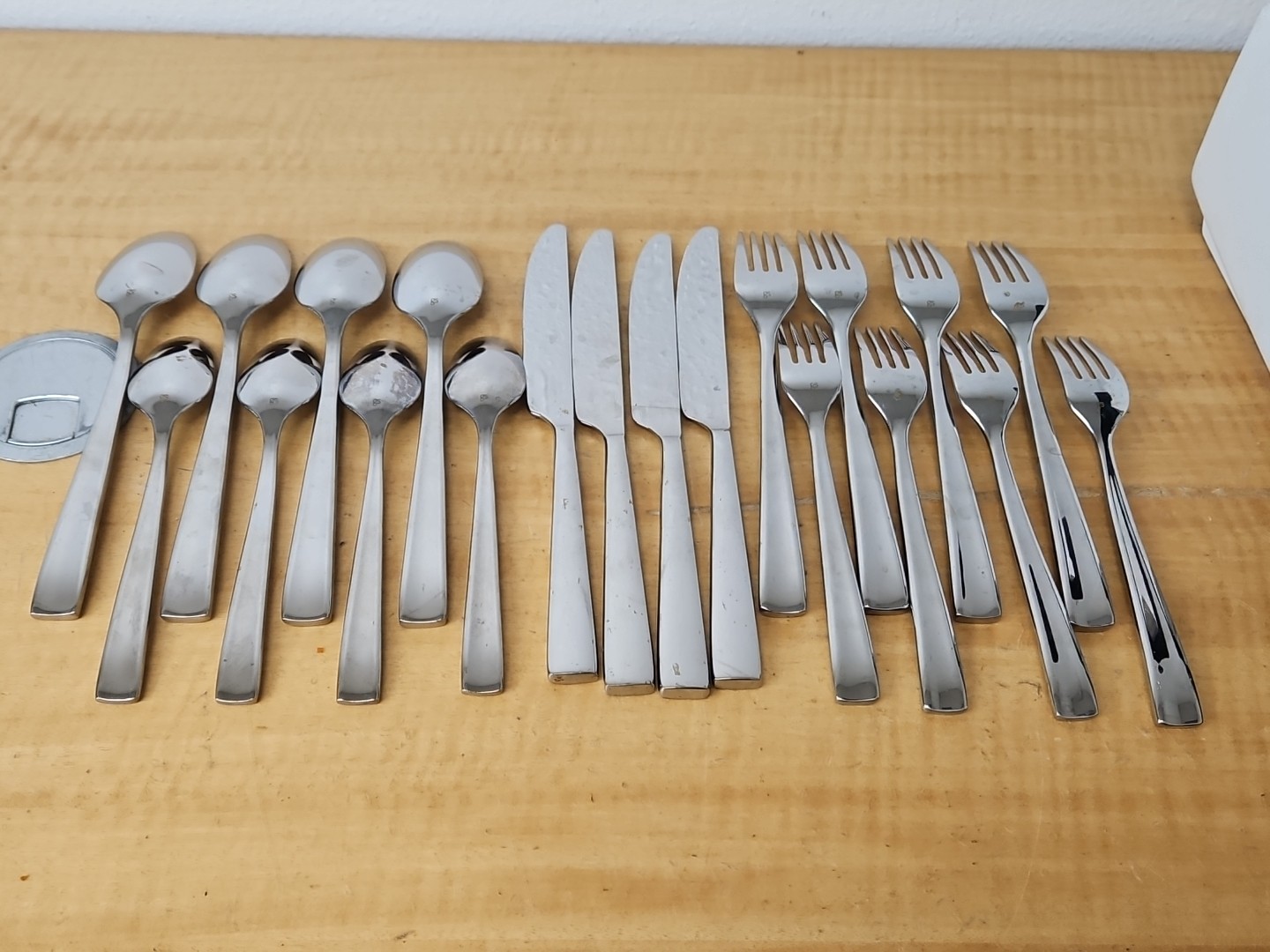 Gourmet Settings Stainless Flatware Set Service for 4 - 20 pieces