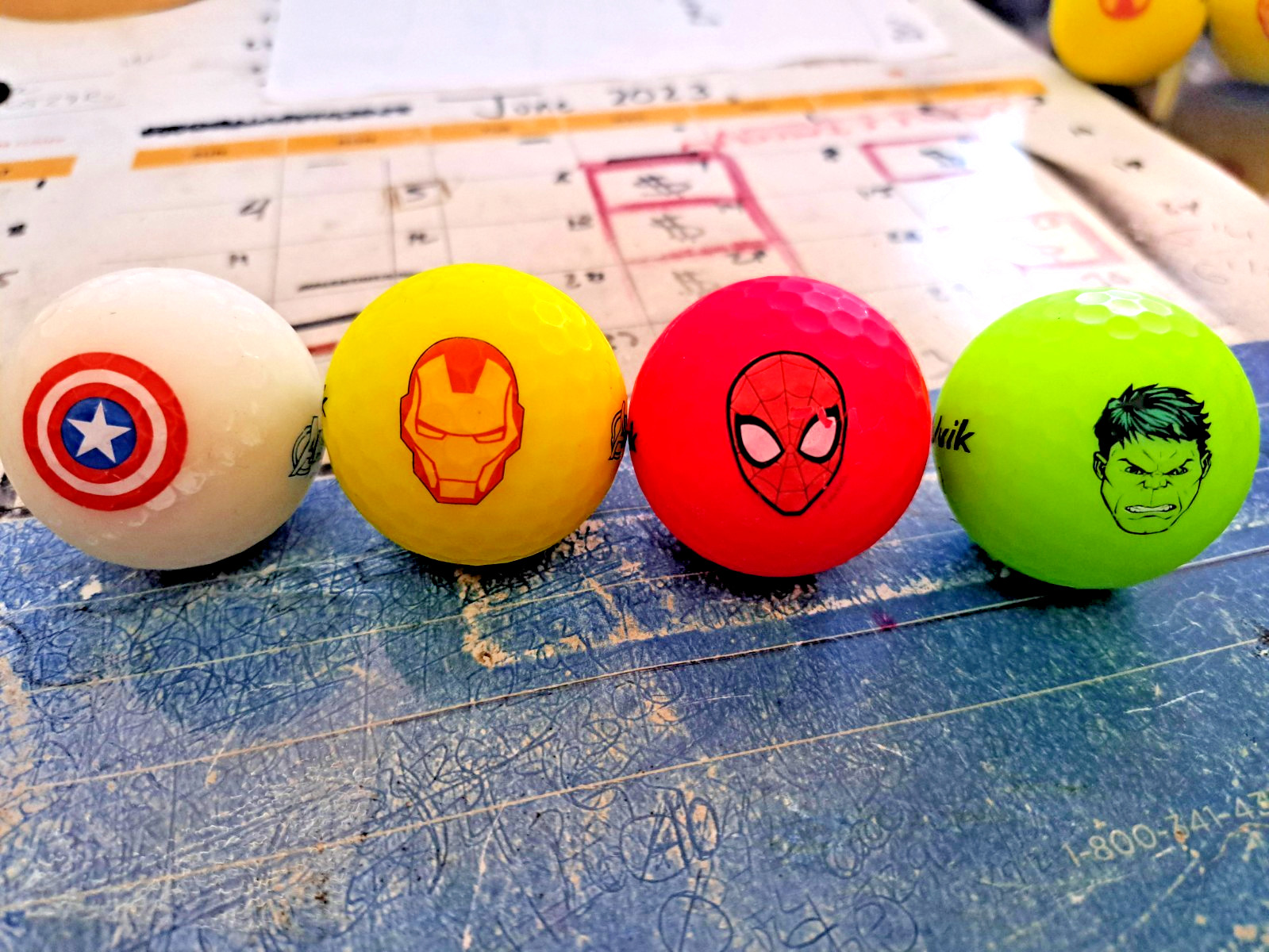 4 * NEW *Matte Volvik Marvel Golf Balls  Spiderman  Cpt America Hulk Iron Man