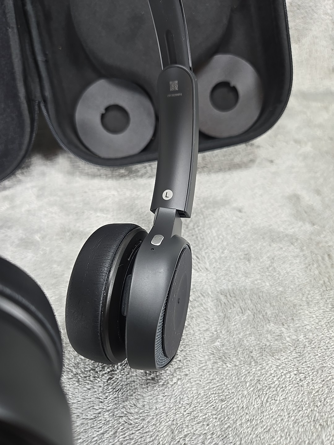 Cisco Headset 730, Wireless Dual On-Ear Bluetooth Headset - Black