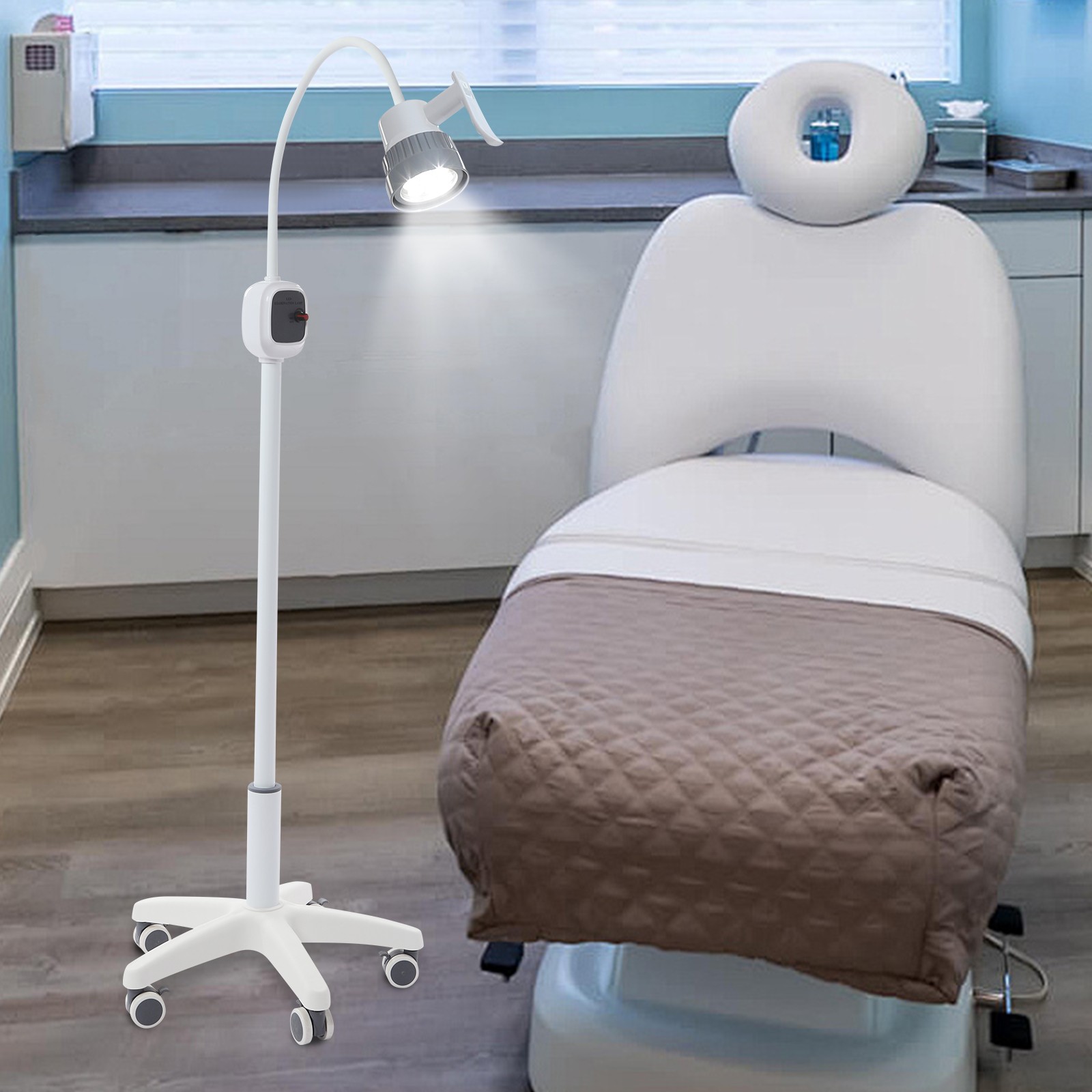 12W Dimmable LED Examination Lamp with Wheels for Surgical Use