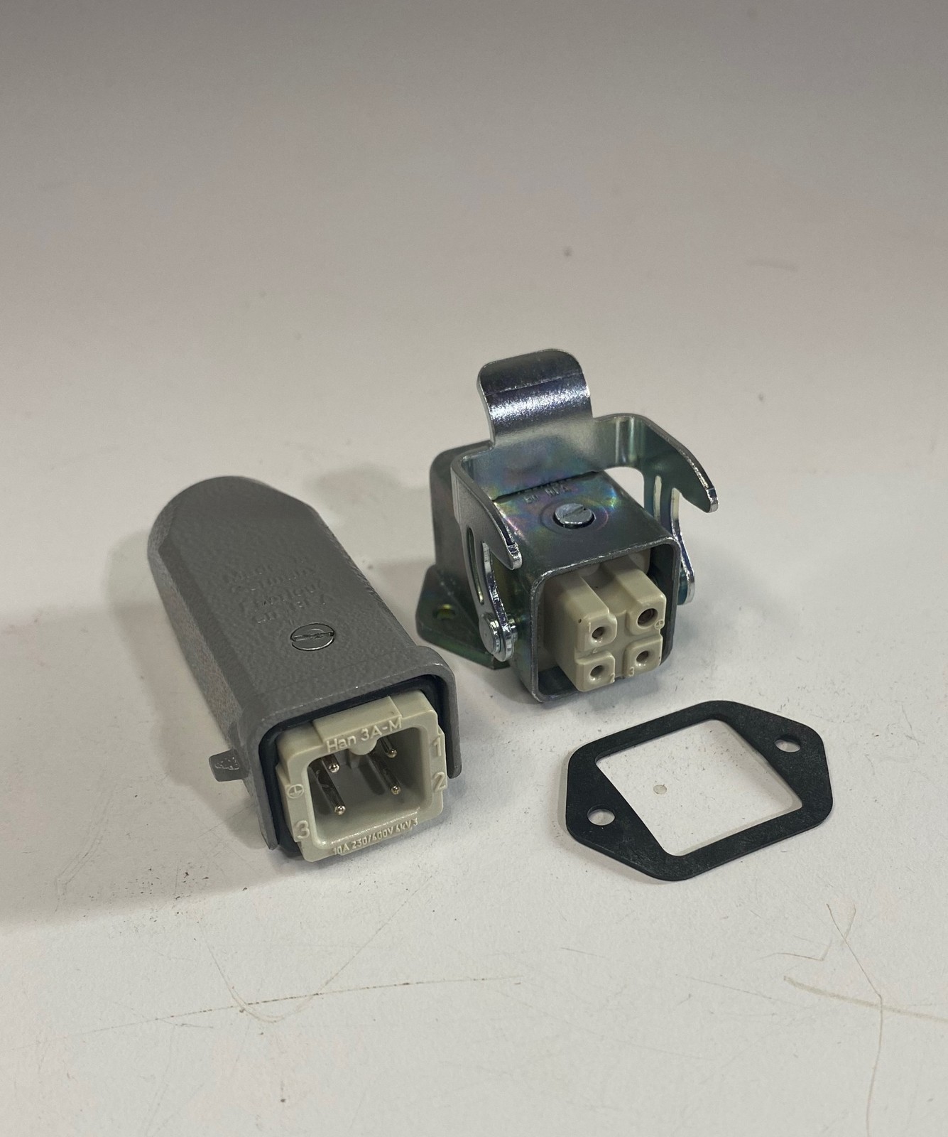 HARTING Locking Industrial Plug Shells & 4-Pin Inserts 09620030801 - 09200031440