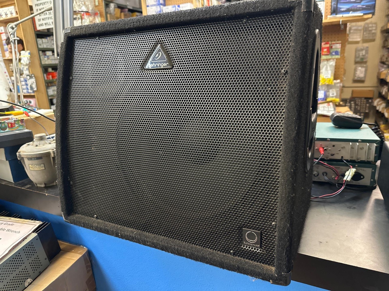 Behringer ULTRATONE KXD15 - Tested Great