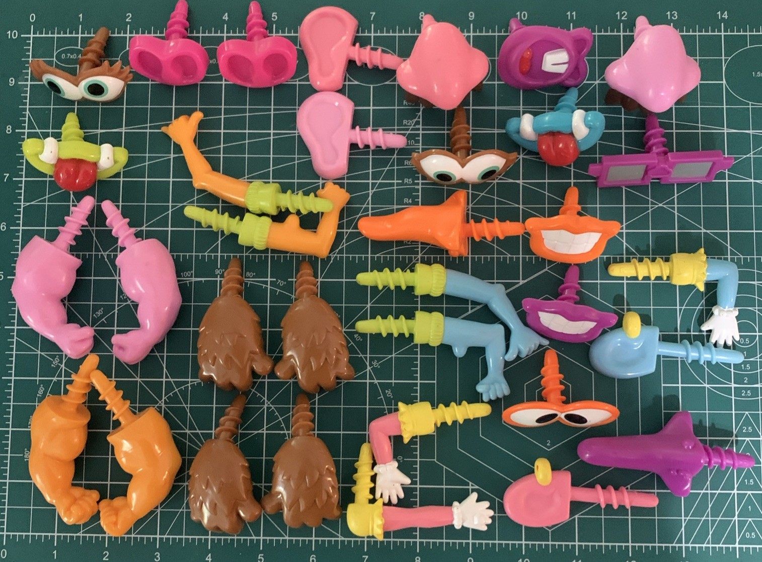 Play-Doh Play Doh EZ2DO Mr. Potato Head Silly Friends Lot of 34 Parts Pieces