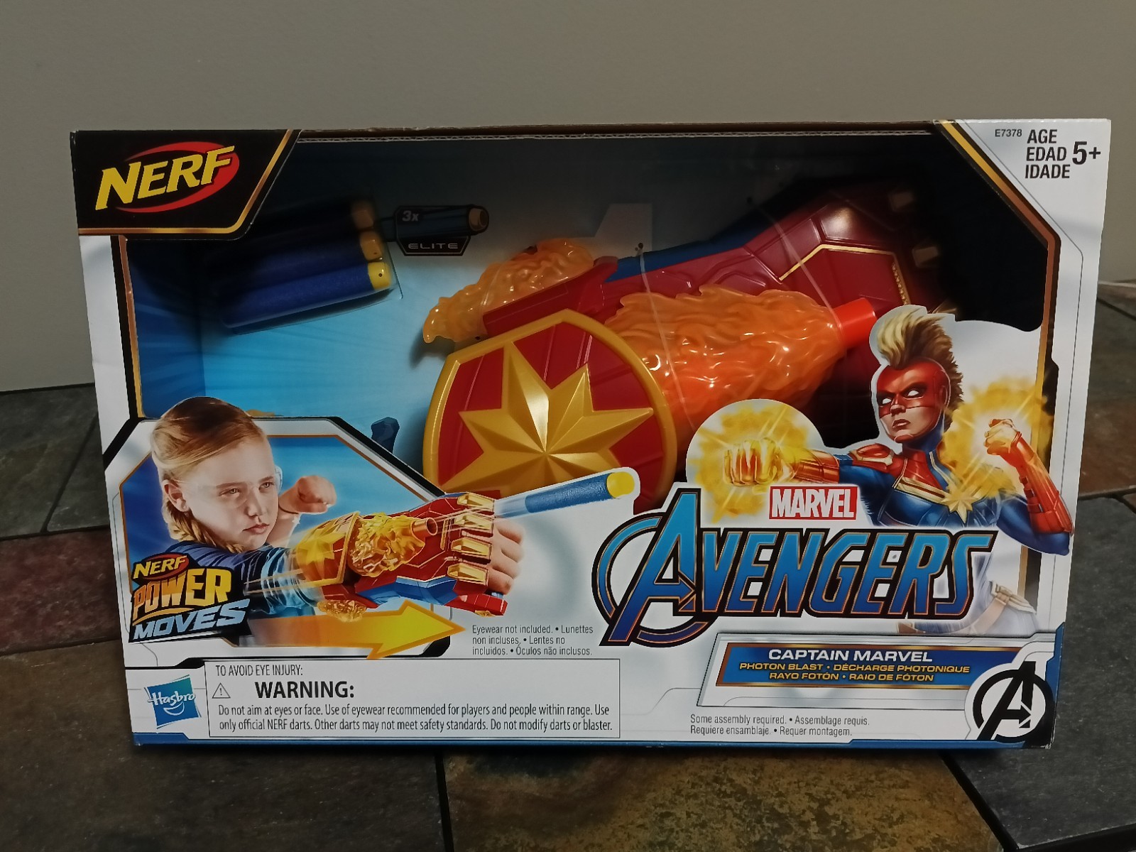 New Hasbro Nerf Power Moves Marvel Avengers Captain Marvel Photon Blast W/Darts