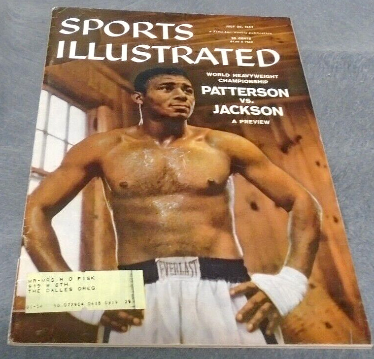 1957 SPORTS ILLUSTRATED MAGAZINE  BOXING CHAMP FLOYD PATTERSON ON COVER RARE!