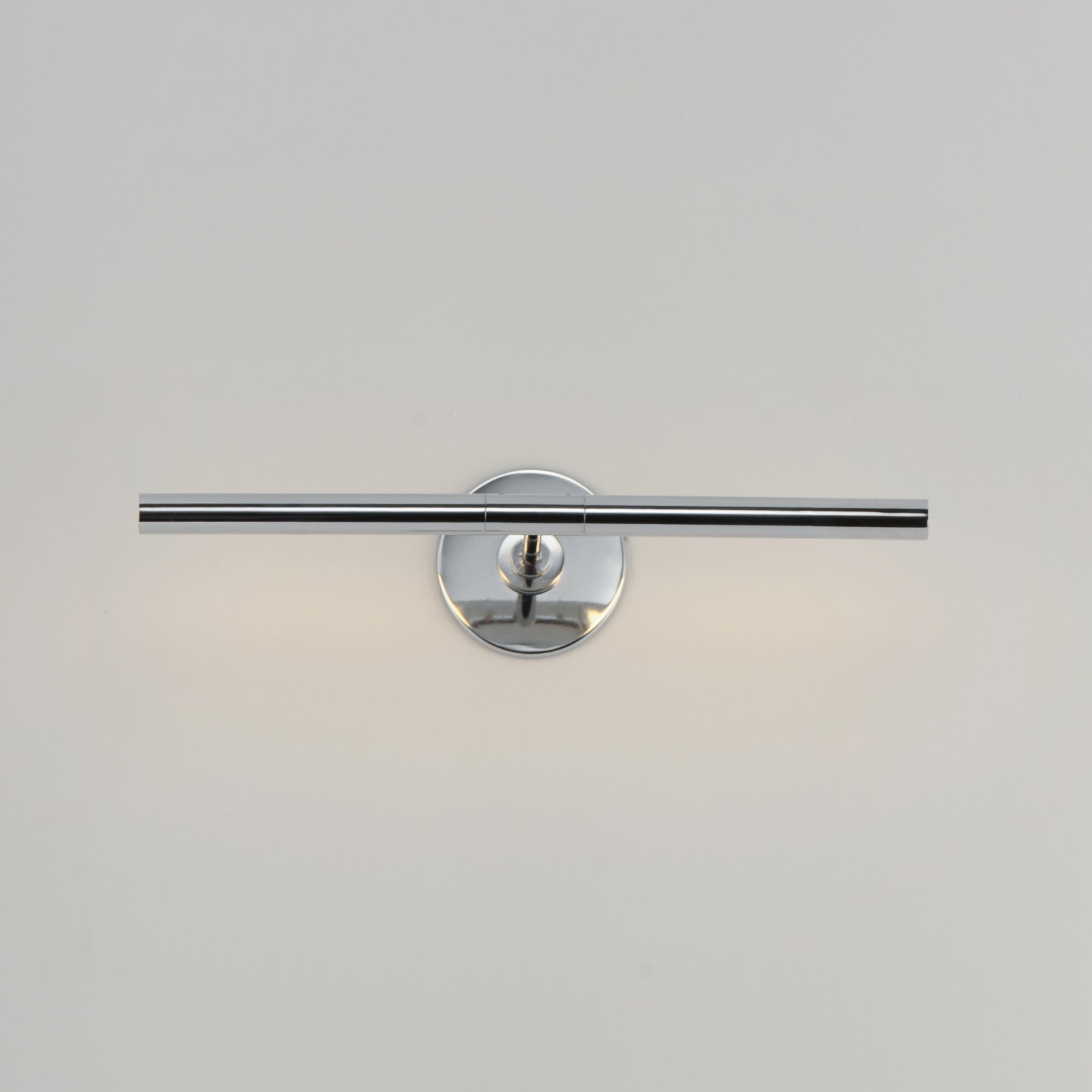 ET2 E21351 18" Dorian Picture Light - Black