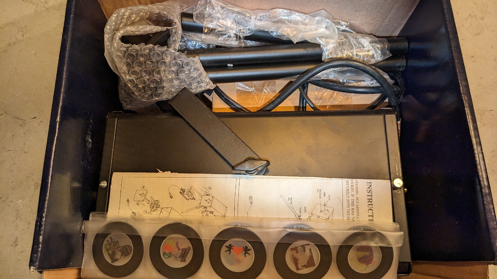 OUTDOOR PROJECTOR PROJECT-A-GRAM Automatic Image Changer Weather Resistant94072