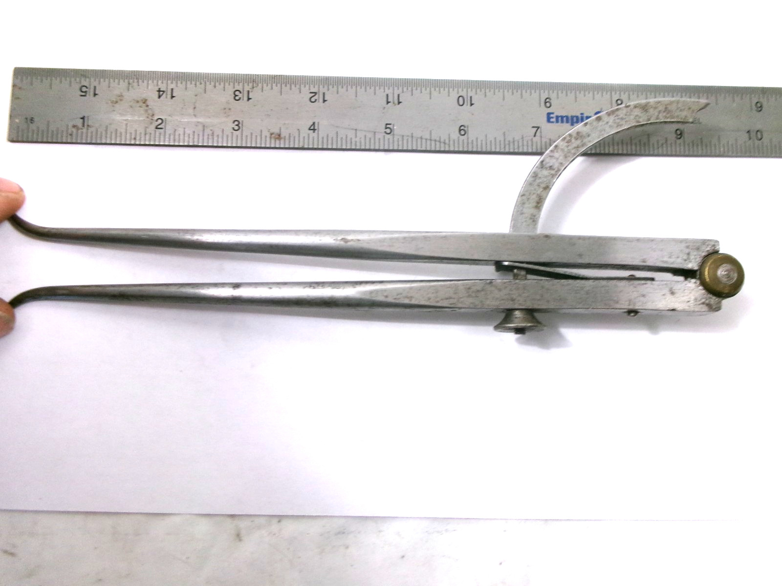 NICE VINTAGE SARGENT & CO. I.D. CALIPERS - 9" MODEL