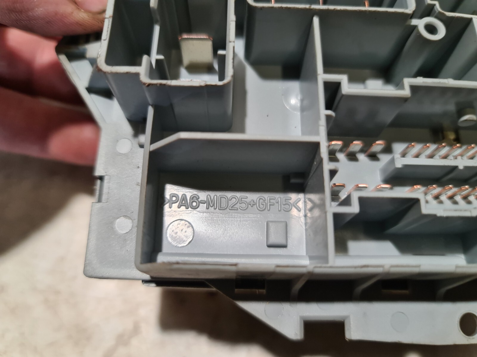 Fiat Bravo Under Bonnet Relay Fuse Box 1.4 T-Jet Petrol 2008 MK2 OEM 51790930