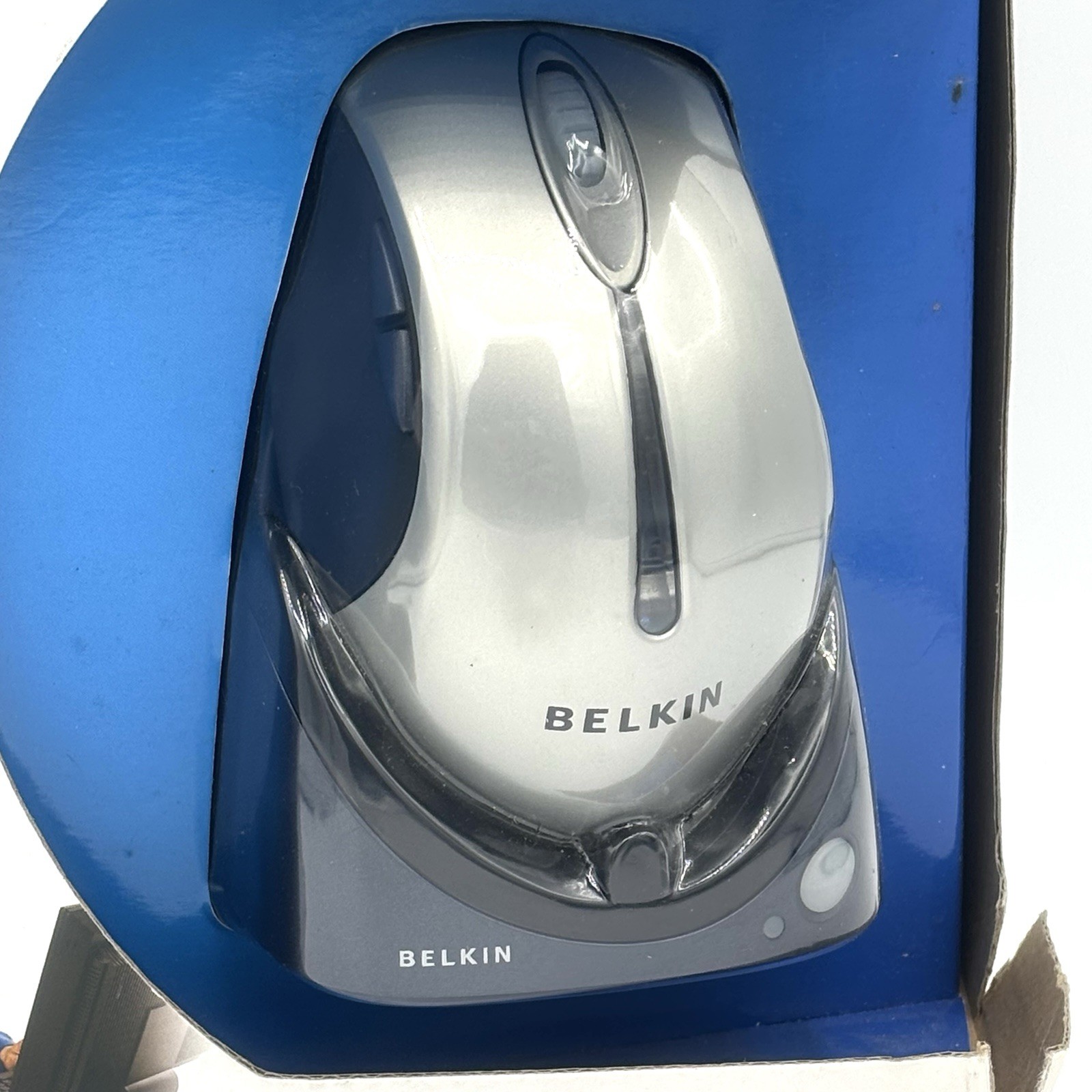 Belkin Rechargeable Wireless Optical Mouse F8E845 - New, Open Box
