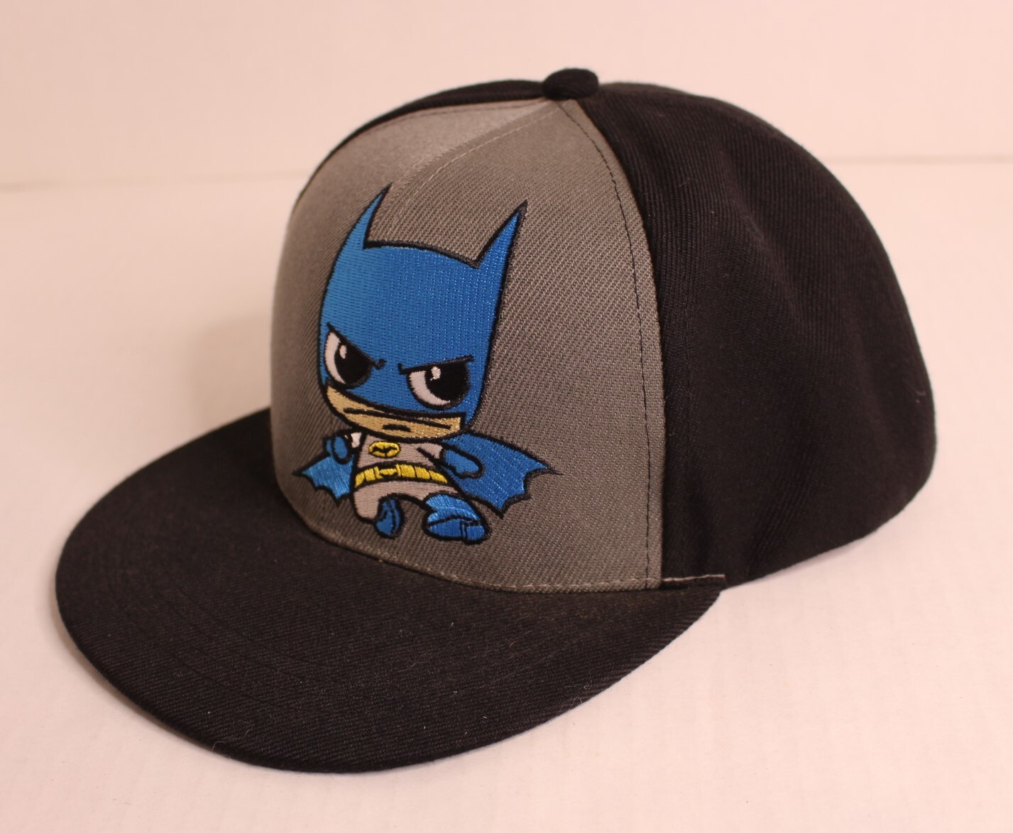 Boys Girls Mens Womens Black Gray BATMAN Hat One Size Fits Most BRAND NEW