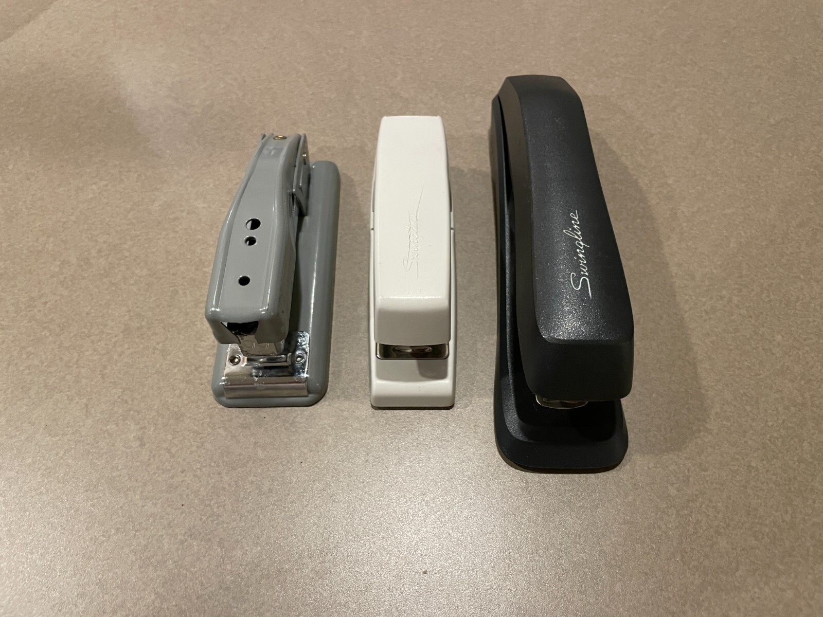 Lot of 3 Vintage Swingline Desktop Staplers 99 252 545 Stapler Staples USA Made