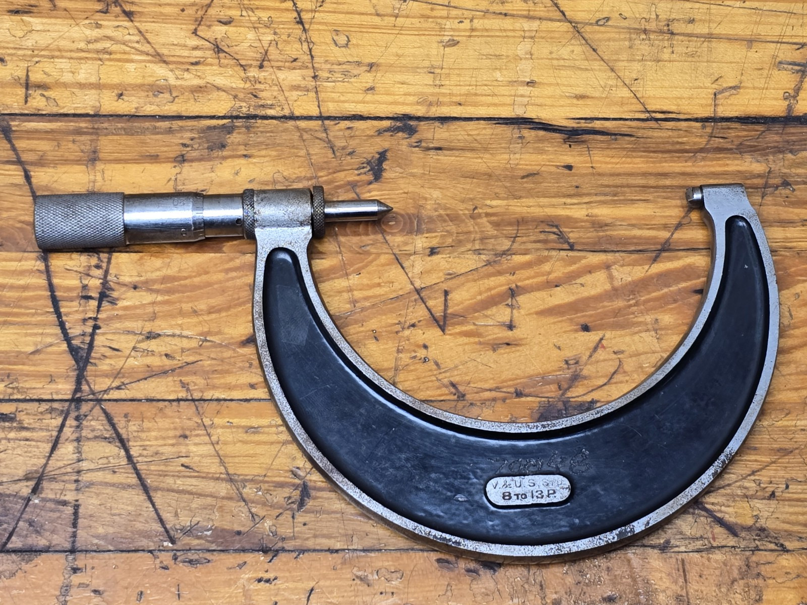 Starrett 3-4" Thread Micrometer, Measures V & US Std Threads, 8-13 Pitch, Used.