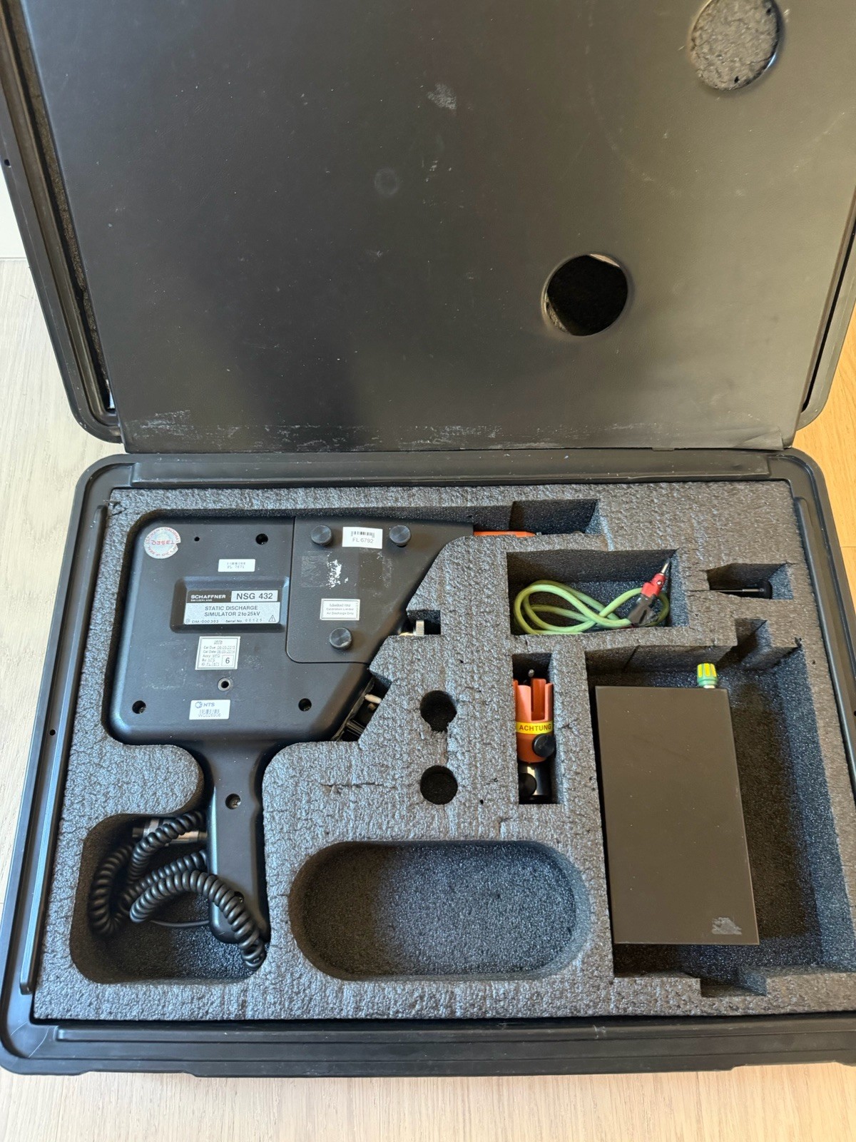 Schaffner NSG432 Electrostatic Discharge Simulator with Accessories