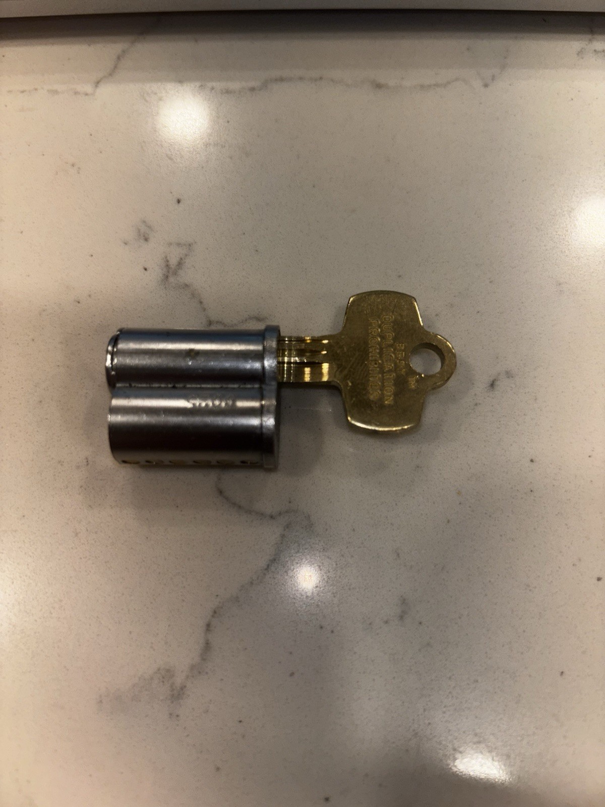 1 - BEST C BLANK CORE PIN  6 PIN  1 KEYS AND 1 CORE  Code 333  LOCKSMITH