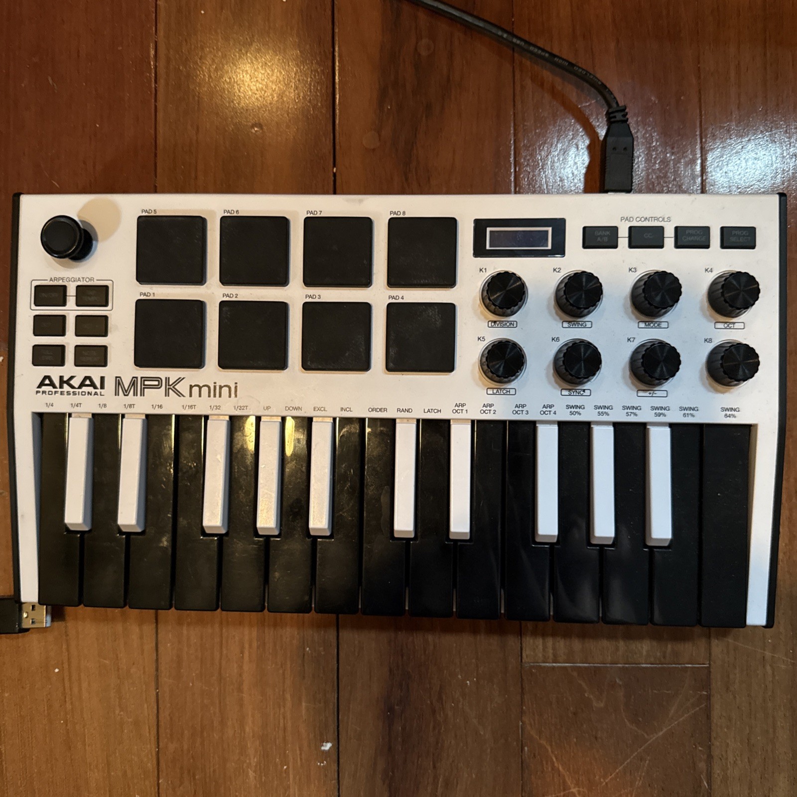 AKAI MPK MINI (HPB022871)