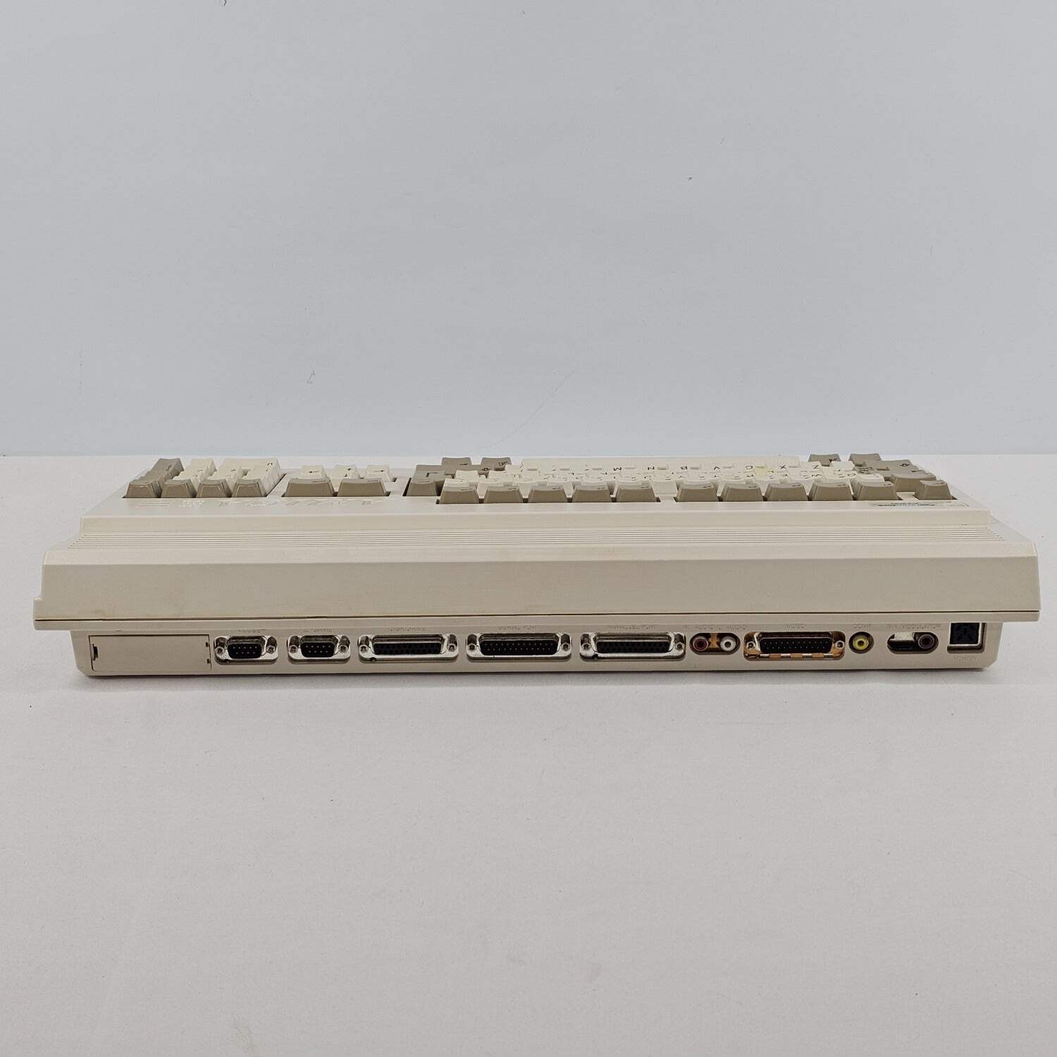 Commodore Amiga 1200 Vintage Personal Computer A1200 With Box