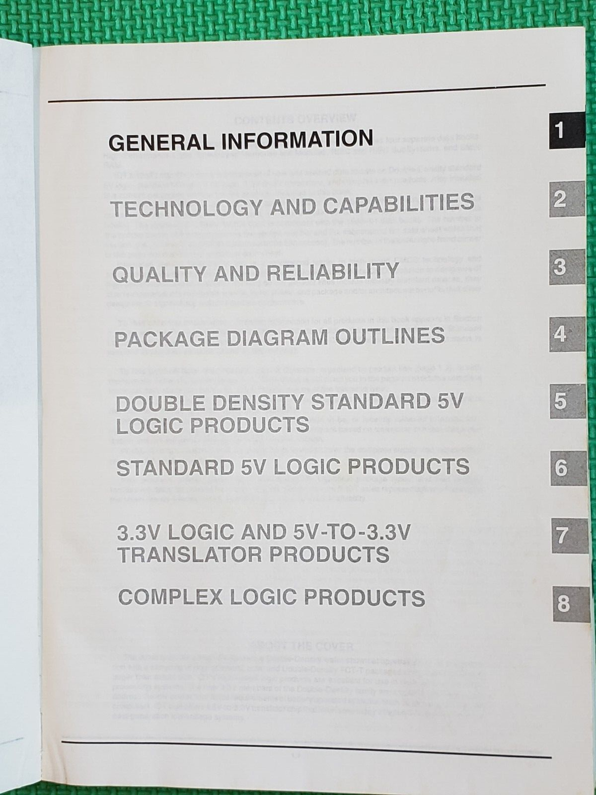 IDT - INTEGRATED DEVICE TECHNOLOGY High Performance Logic 1992 Data Book.