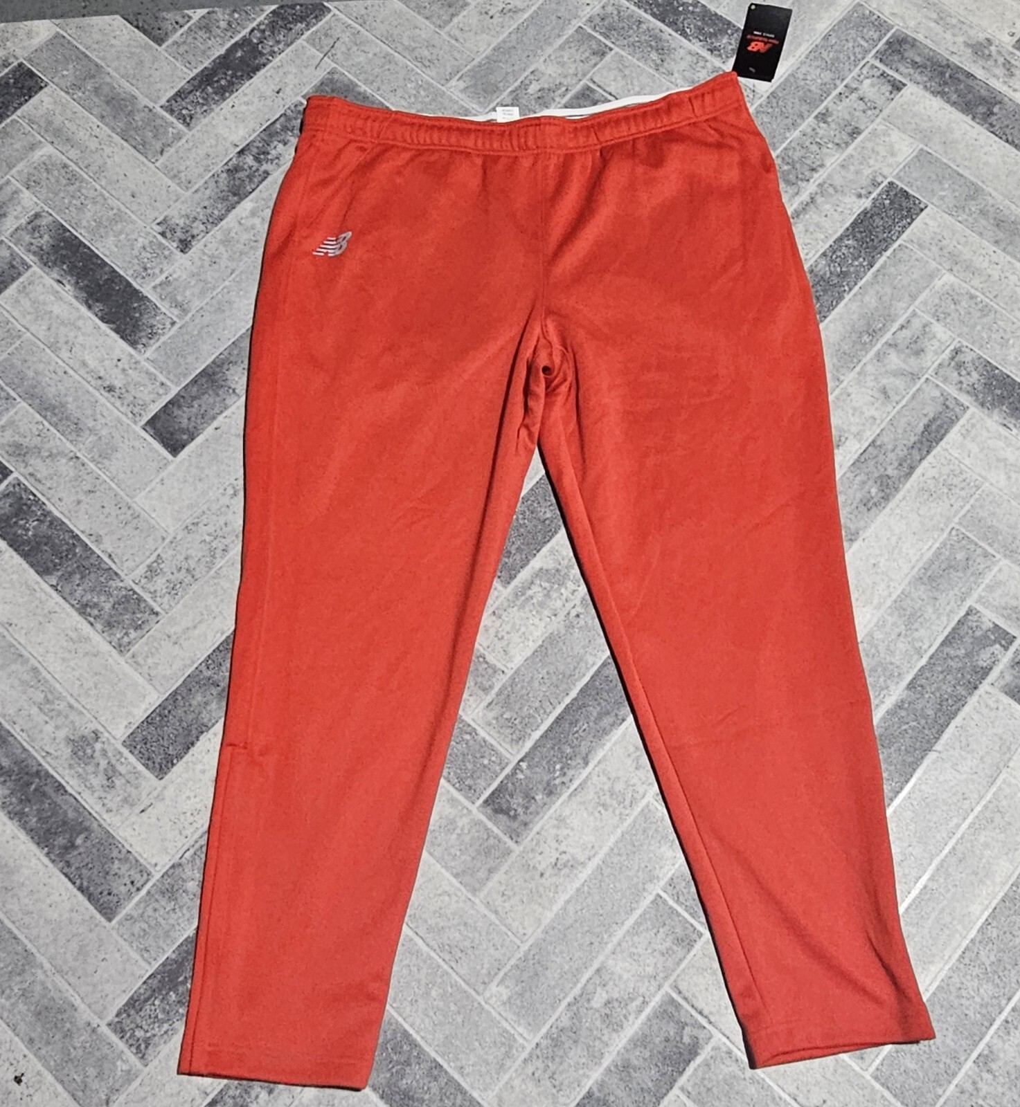 NEW BALANCE MEN'S NEW RED RUNNING JOGGERS TRAVEL PANTS ZIP COLD WEATHER SIZE XL