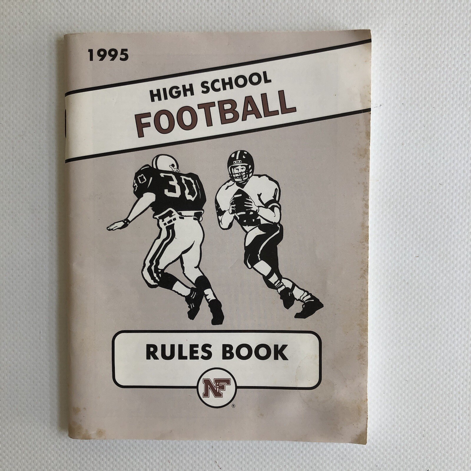RARE VINTAGE 1995 HIGH SCHOOL FOOTBALL RULES BOOK