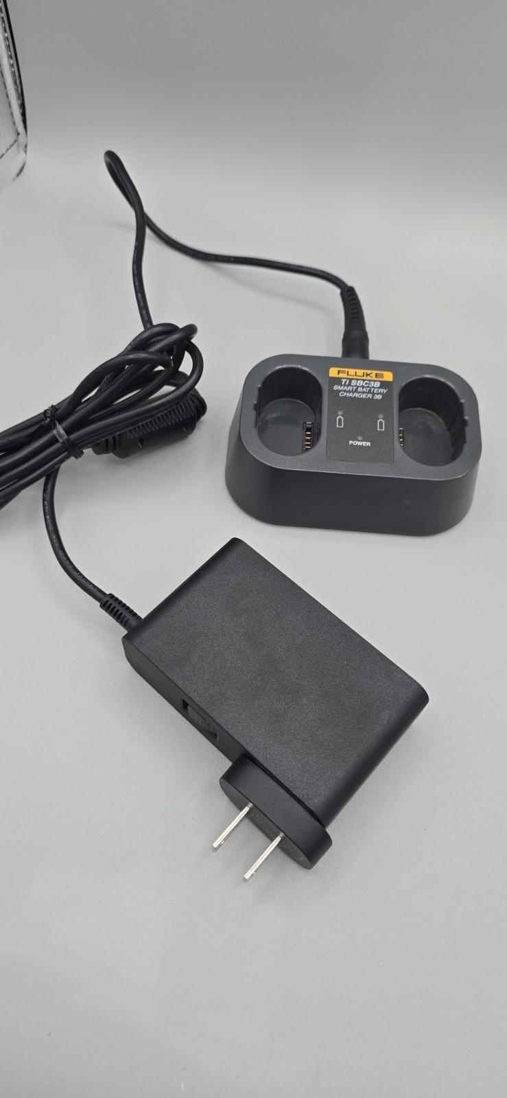 Fluke Ti401-PRO 60Hz 640 x 480 Infrared Thermal Imaging CameraCASE + ACCESORIES