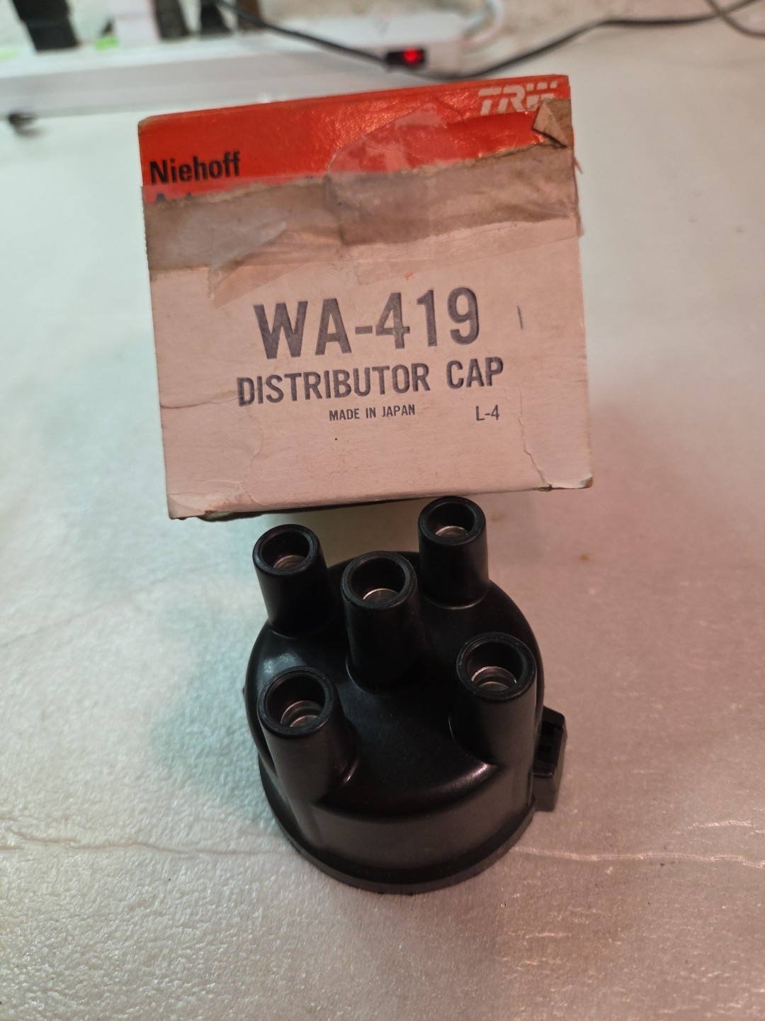 NIEHOFF IGNITION PARTS WA-419 DISTRIBUTOR CAP