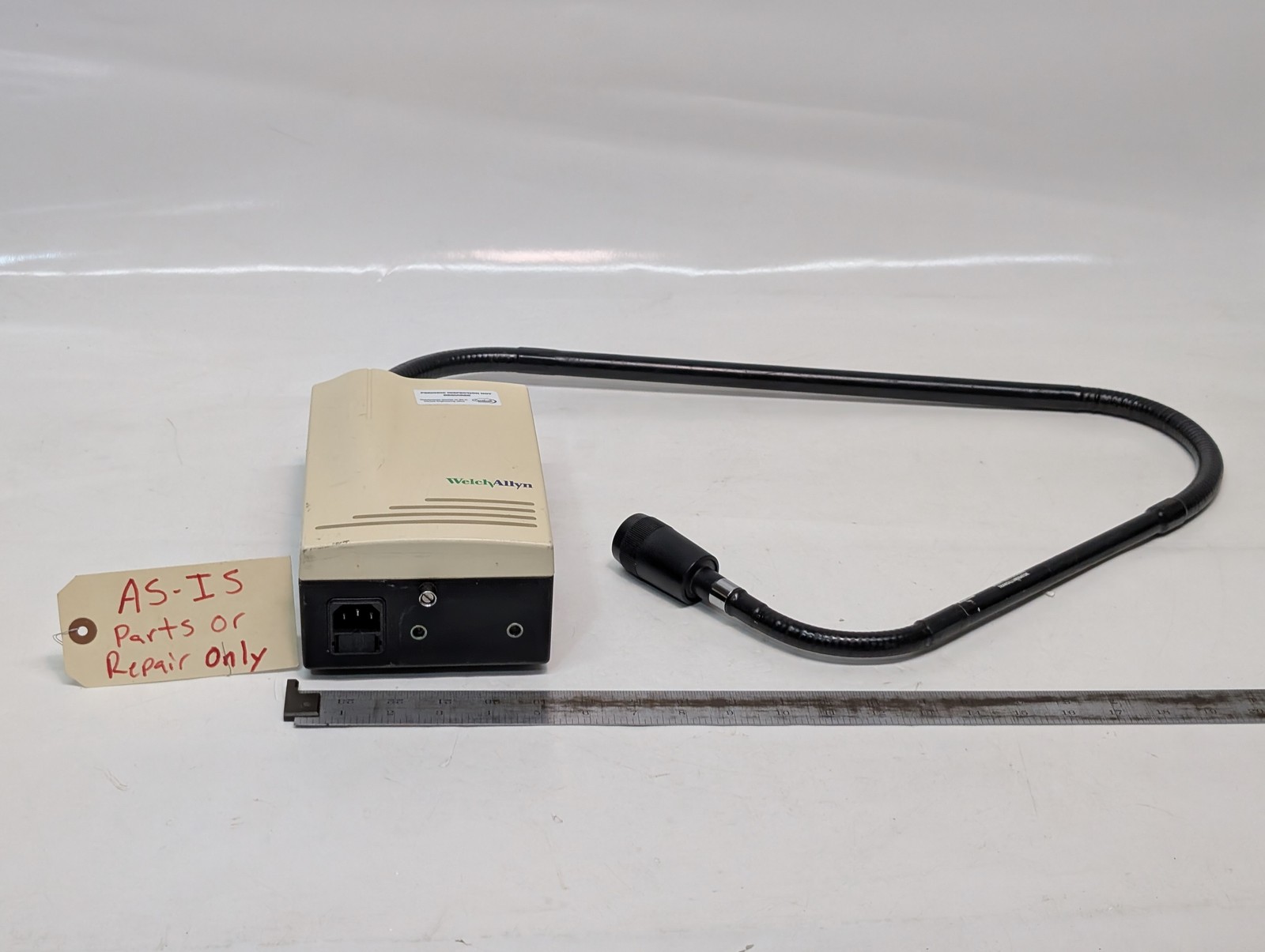 Welch Allyn 48740 fiber optic light source w/ gooseneck light pipe as shown