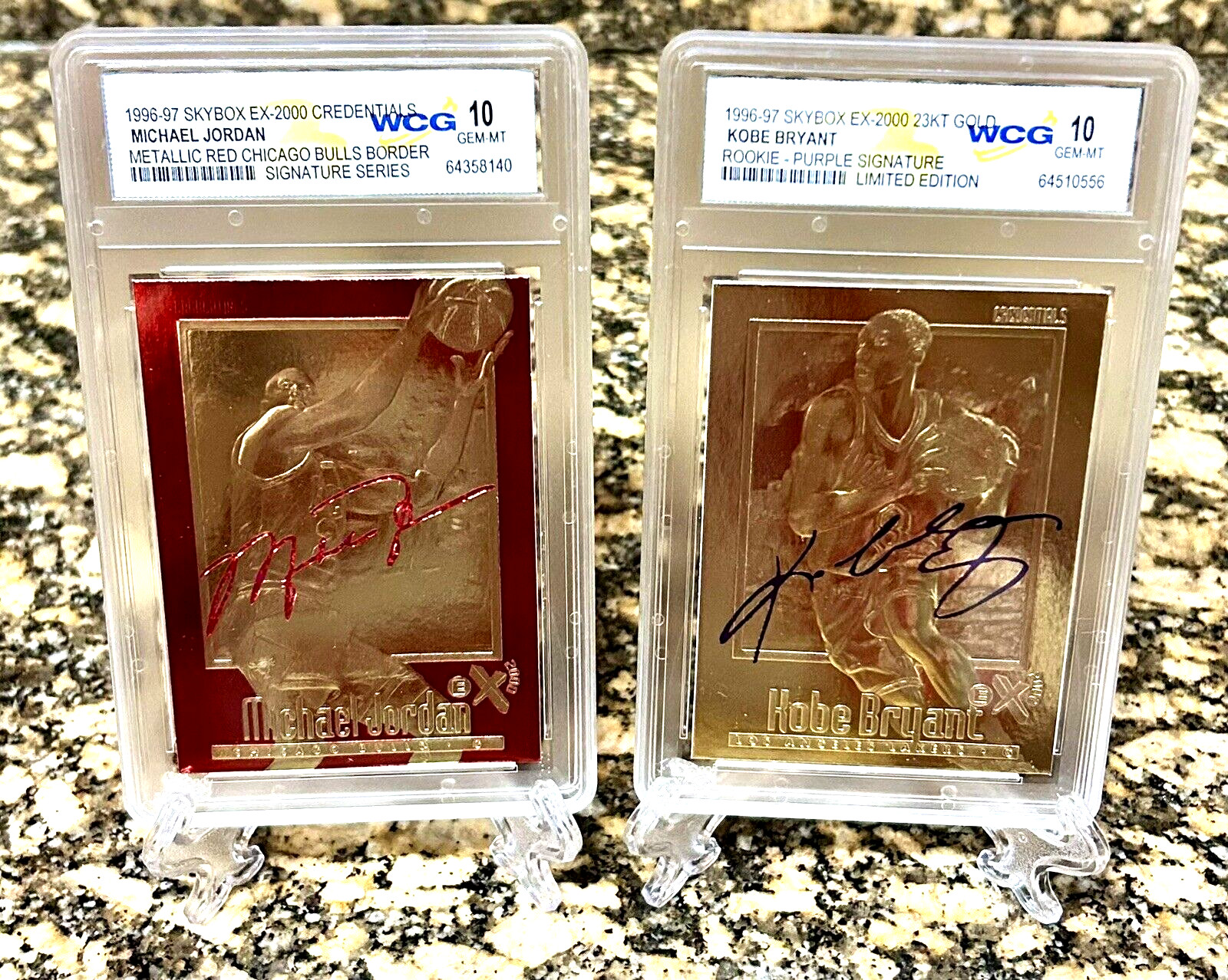2 KOBE BRYANT & MICHAEL JORDAN FLEER REFRACTOR Graded GEM-MT 10 1996 ROOKIE LOT