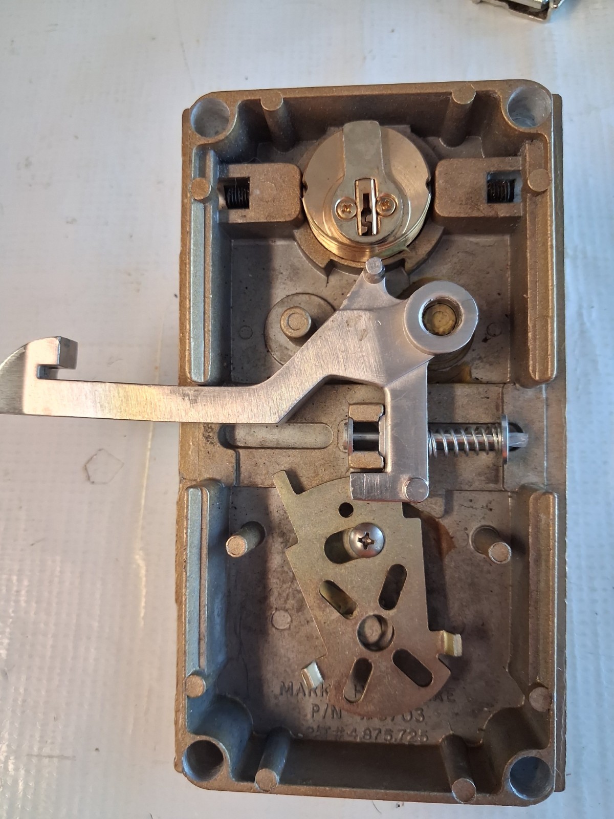 Marks W3703 Reversible Gate Lock