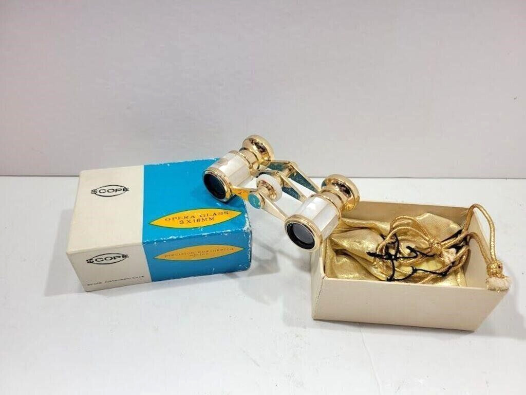 Vtg Scope Mother of Pearl Opera Glass Binoculars Made in Japan w/ Case