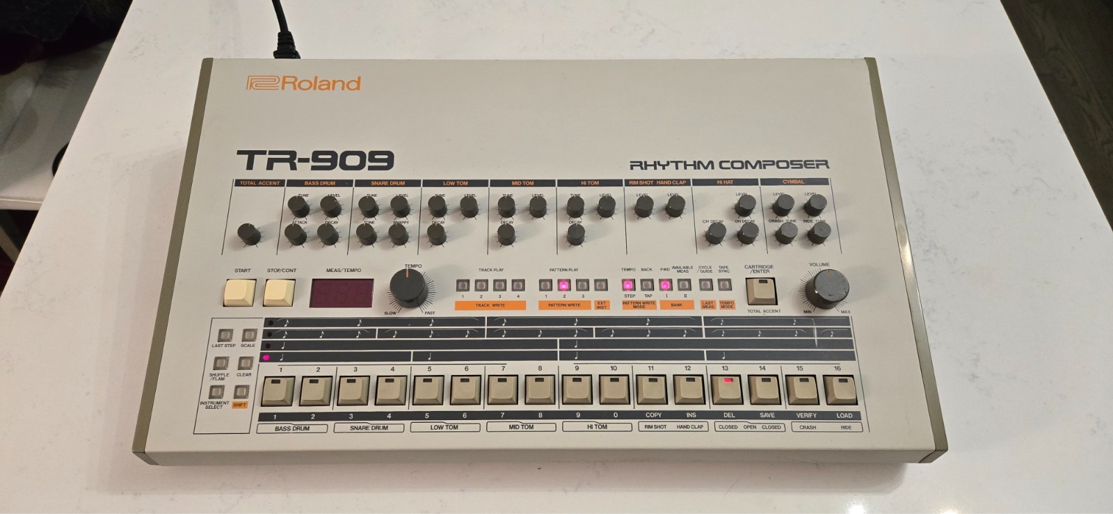 Roland TR-909 Rhythm Composer - Pro Fully Serviced [SN 415783] - Free shipping