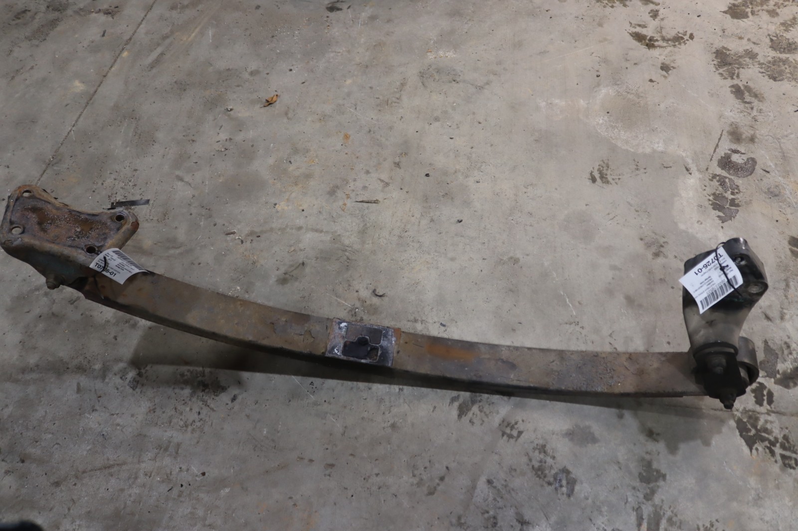 2008-2017 FREIGHTLINER CASCADIA 125 FRONT RIGHT SUSPENSION LEAF SPRING OEM
